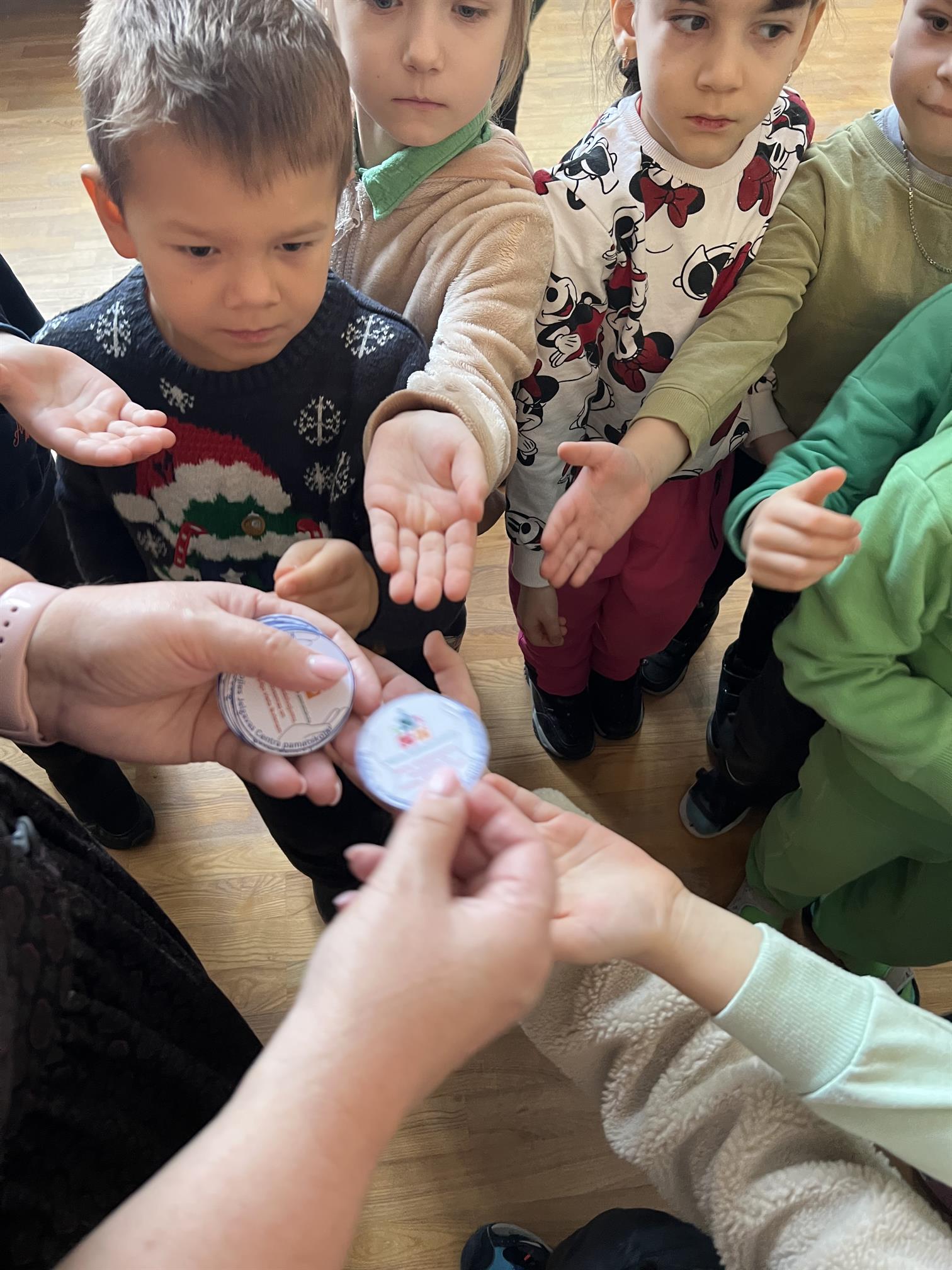 Topošo pirmklasnieku viesošanās skolā