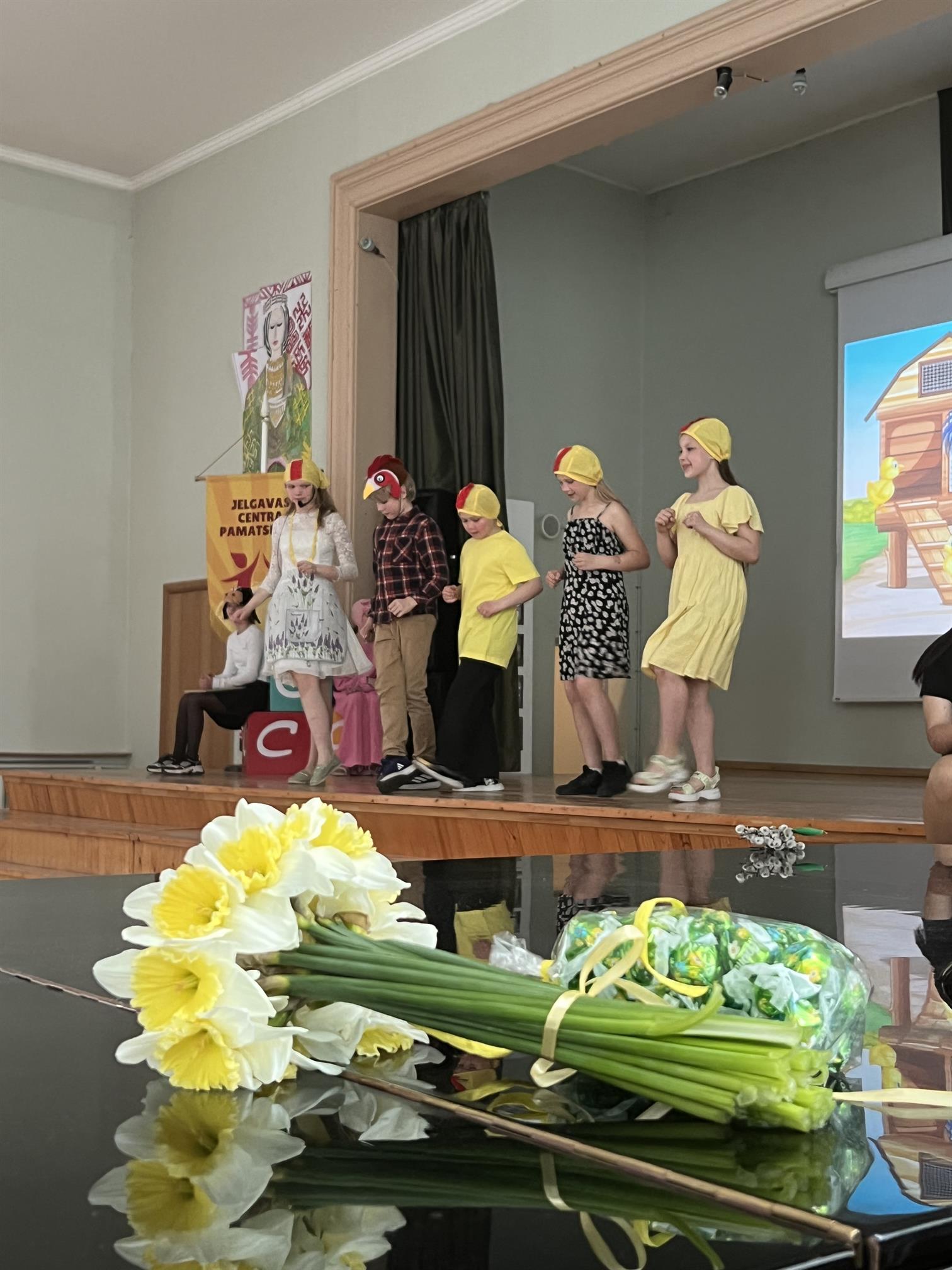 Lieldienu izrāde skolā