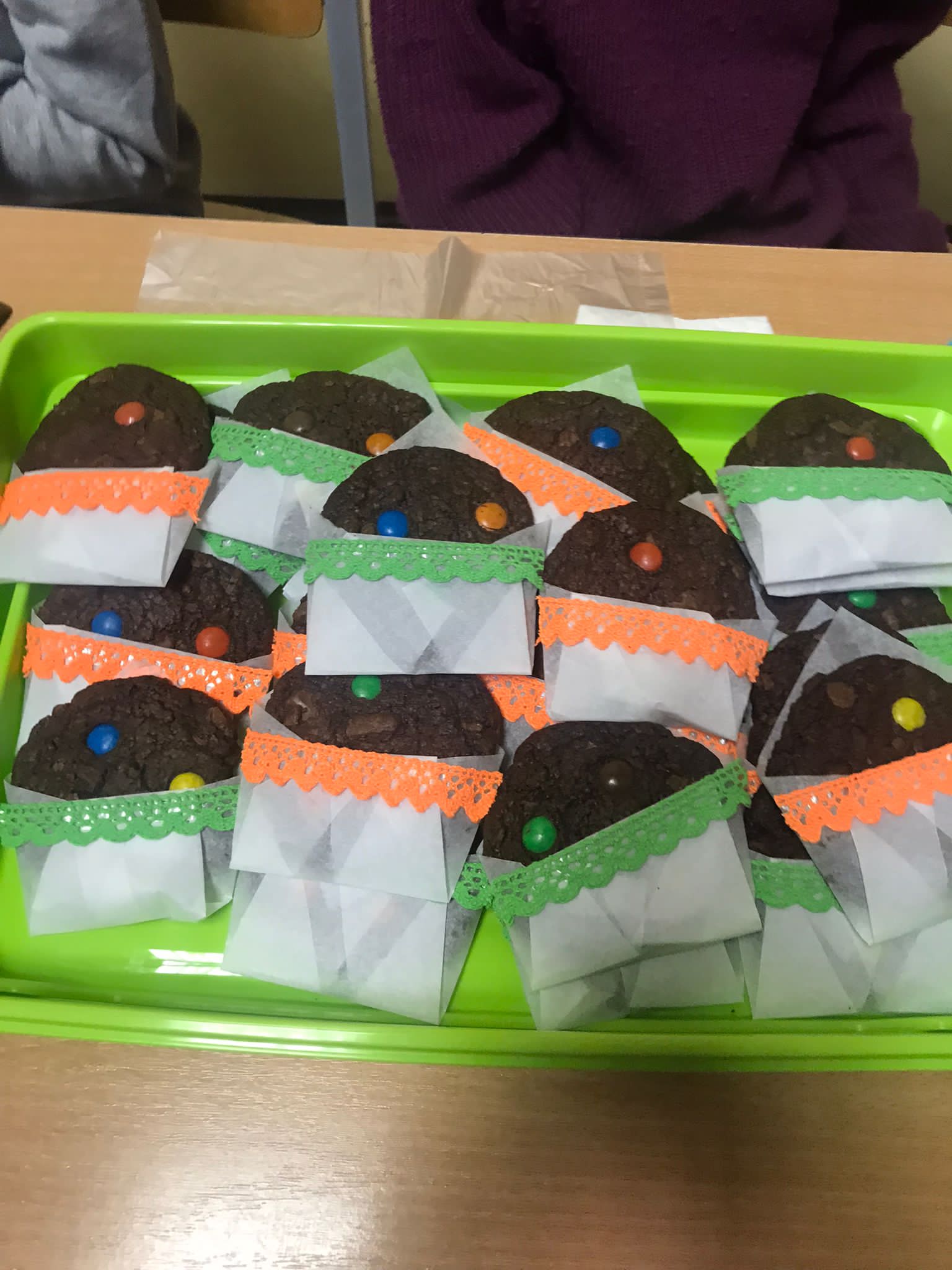 Miķeļdienas tirdziņš un skolotāju no Turcijas, Portugāles un Spānijas viesošanās Jelgavas Centra pamatskolā