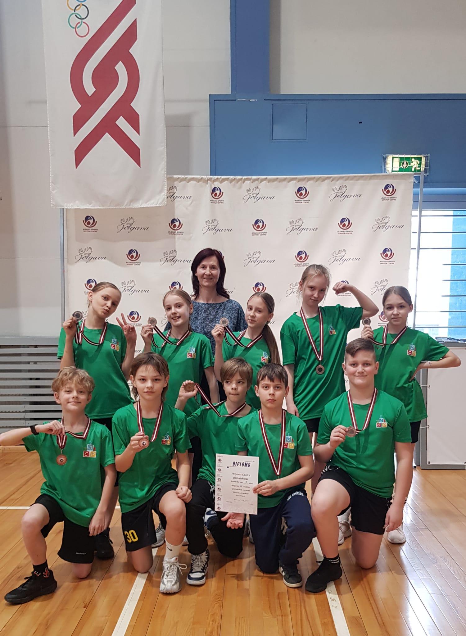 Lepojamies ar mūsu sportistiem