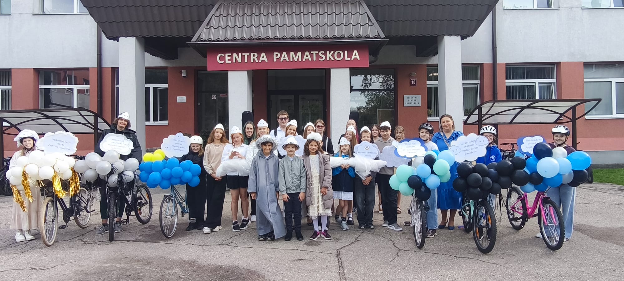 JCP skolēni Dzejas dienās iegūst galveno dzejnieku atzinības balvu.