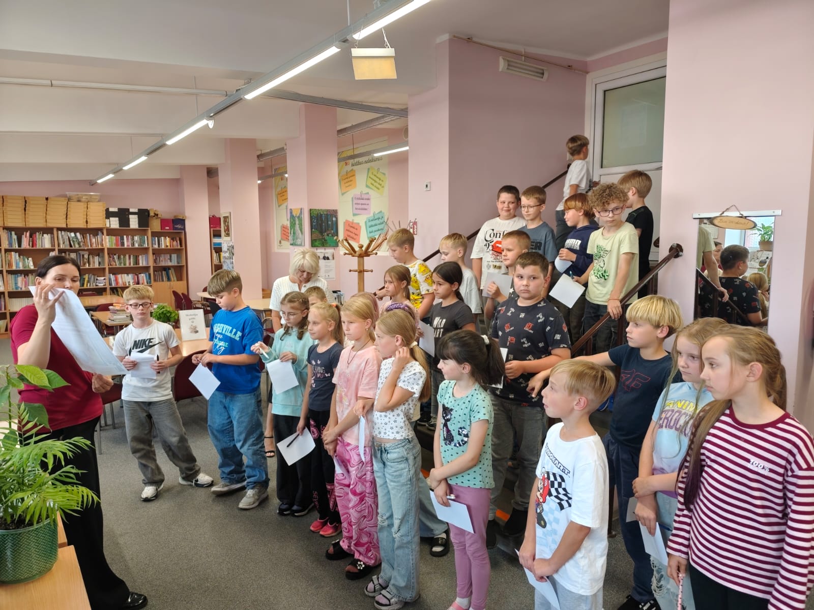 Septembris bibliotēkā: „Grāmatu muguriņu dzeja” – kad grāmatas sāk runāt dzejā!