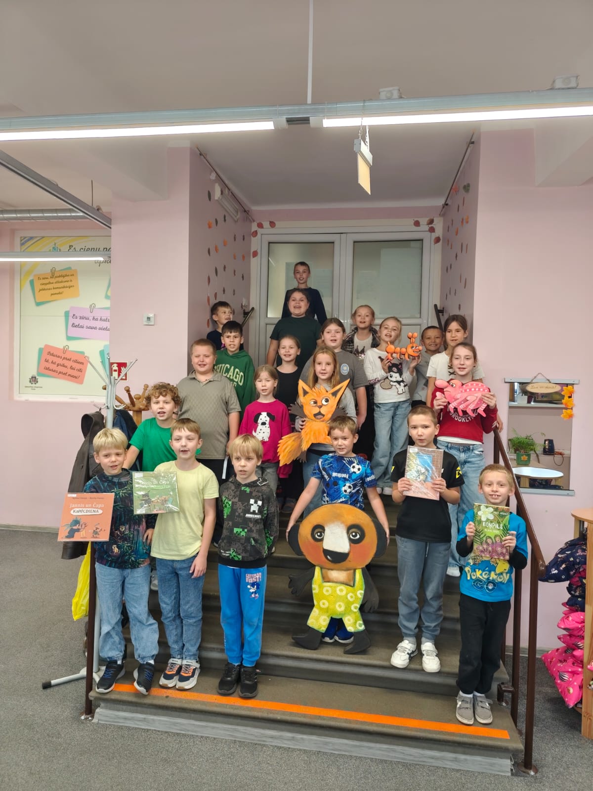Ačgārni piedzīvojumi skolas bibliotēkā!