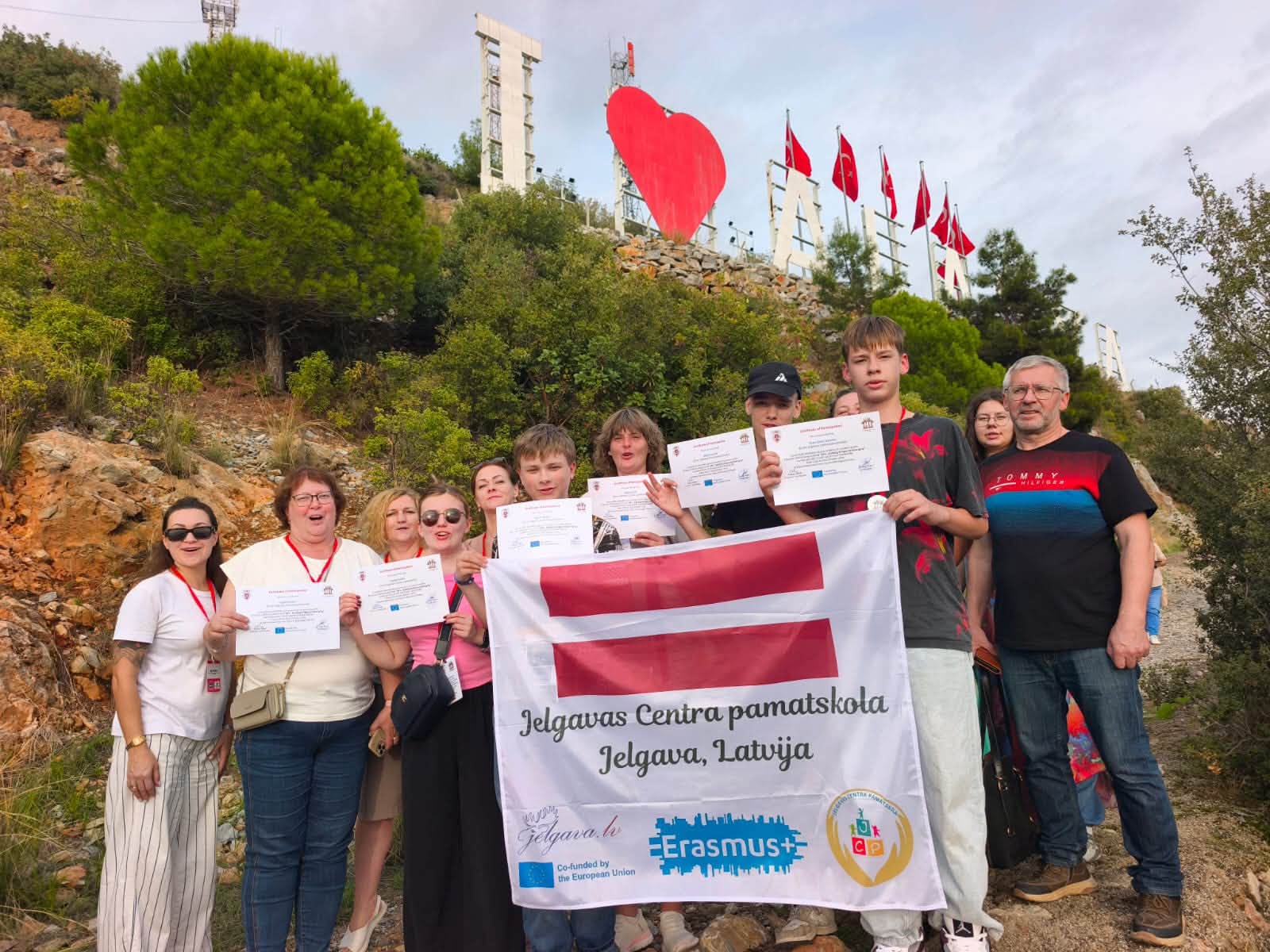 Erasmus+ projekts “3 B’s” Turcijā – nedēļa, kurā būvējām draudzības un piederības tiltus!