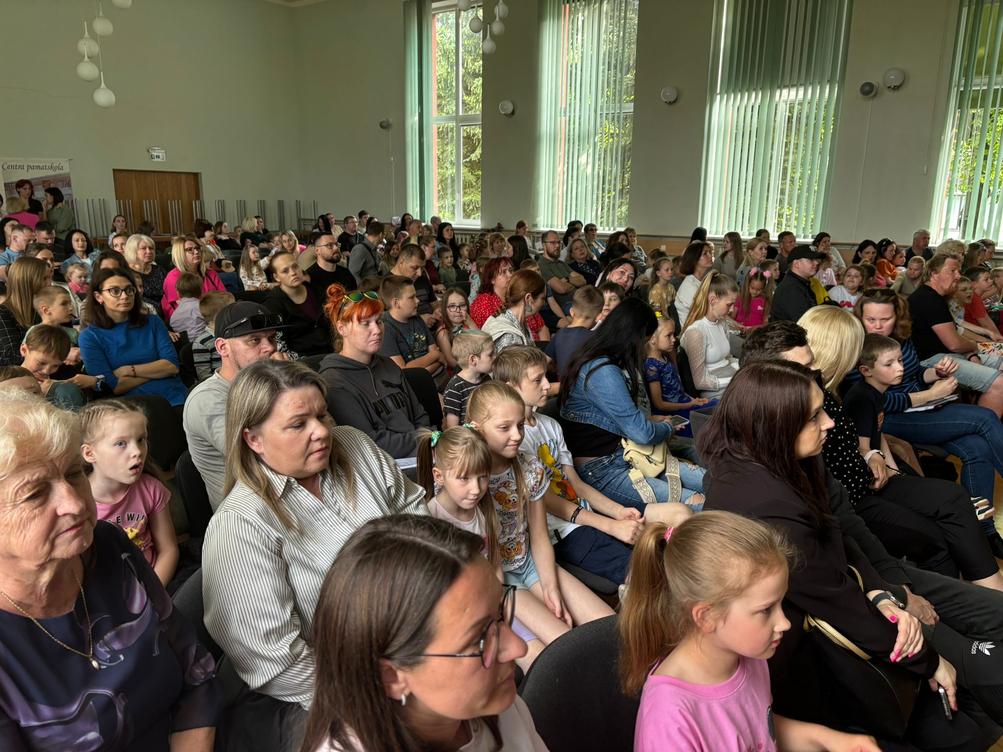 Topošo pirmklasnieku un vecāku tikšanās skolā