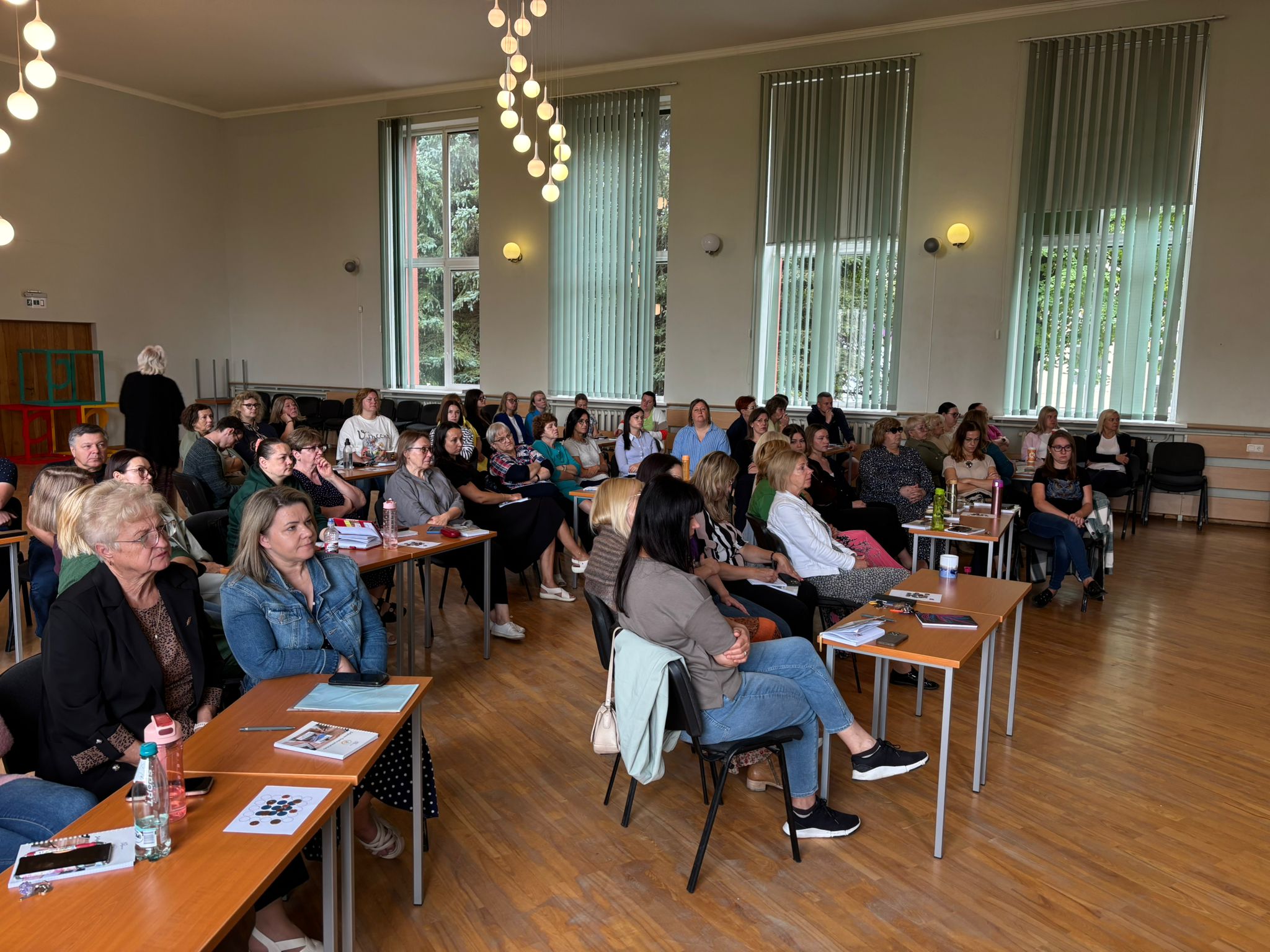 Skolotāji mācās un gatavojas 1.septembrim.